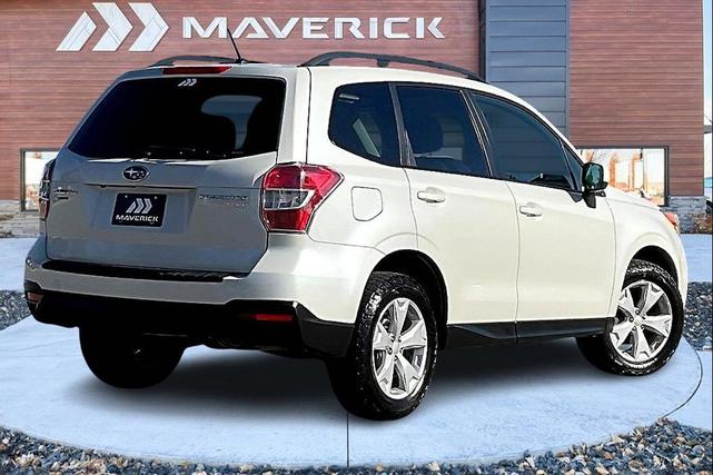 Photo of 2015 Satin White Pearl Subaru Forester
