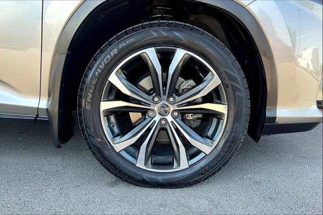 Photo of 2018 Silver Lexus RX 450h
