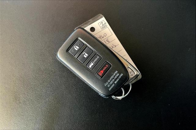 Photo of 2018 Silver Lexus RX 450h
