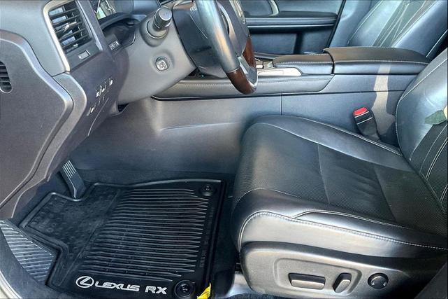 Photo of 2018 Silver Lexus RX 450h