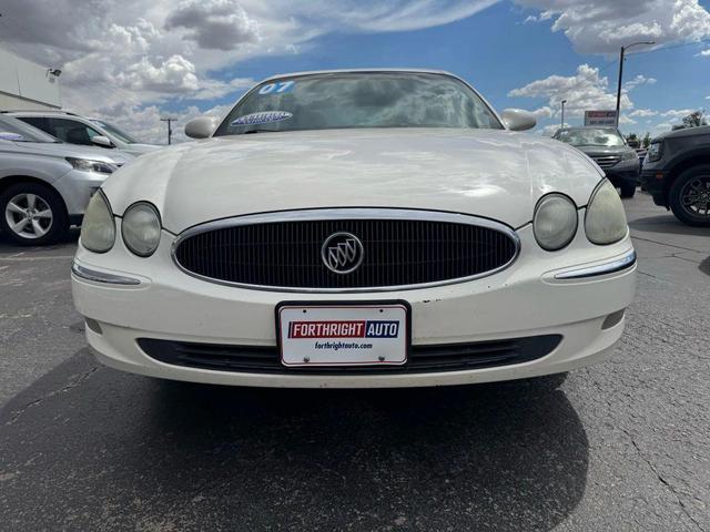 Photo of 2007 White Opal Buick LaCrosse
