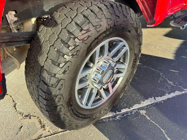 Photo of 2019 Race Red Ford F-250
