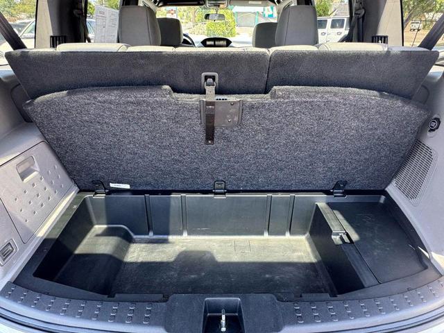 Photo of 2014 Taffeta White Honda Pilot