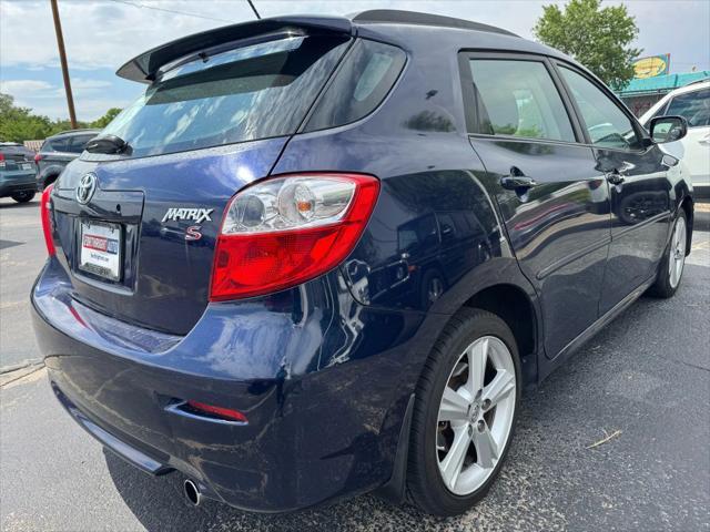 Photo of 2010 Blue Toyota Matrix