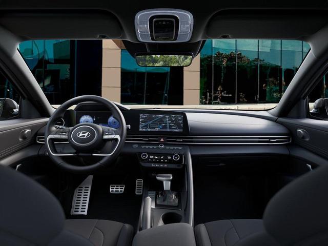Photo of 2025 Fluid Metal Hyundai ELANTRA