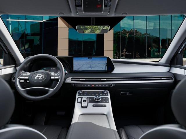 Photo of 2025 Hyper White Hyundai PALISADE