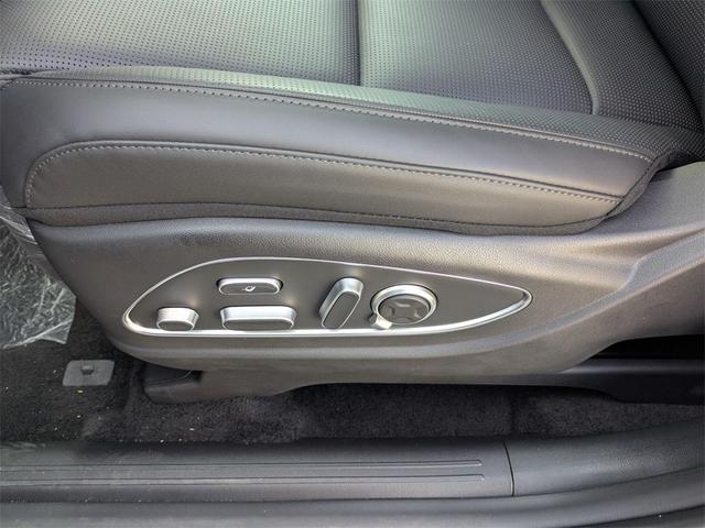 Photo of 2026 Creamy White Pearl Hyundai PALISADE