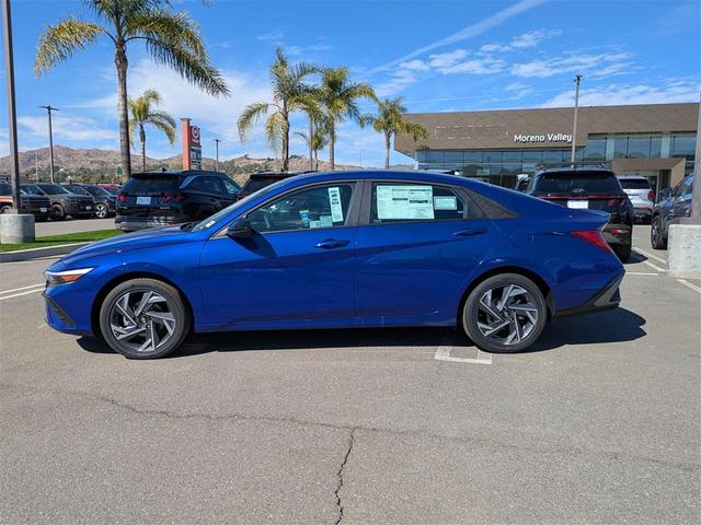 Photo of 2025 Intense Blue Hyundai ELANTRA