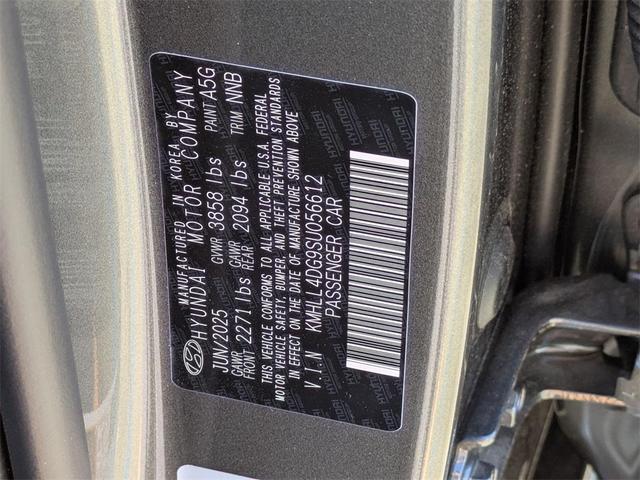 Photo of 2025 Amazon Gray Hyundai ELANTRA