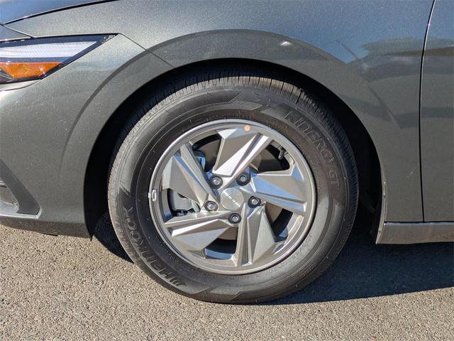 Photo of 2025 Amazon Gray Hyundai ELANTRA