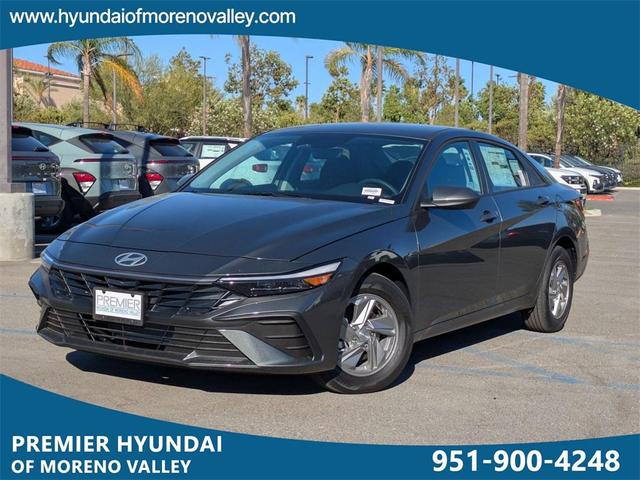 Photo of 2025 Amazon Gray Hyundai ELANTRA