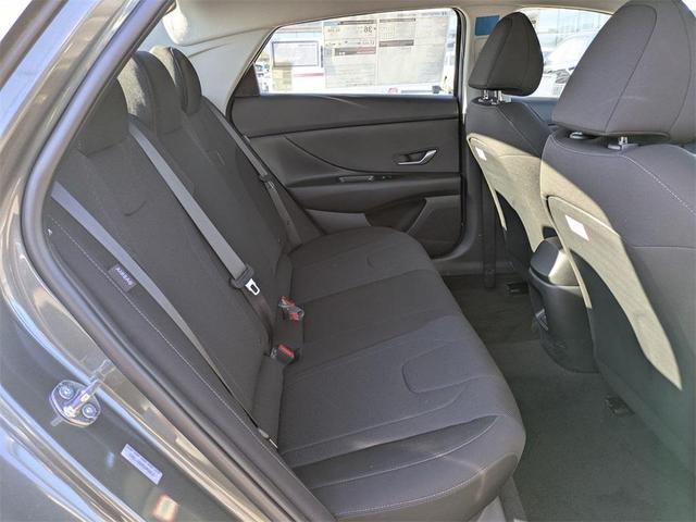 Photo of 2025 Amazon Gray Hyundai ELANTRA