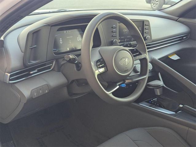 Photo of 2025 Serenity White Hyundai ELANTRA
