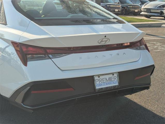 Photo of 2025 Serenity White Hyundai ELANTRA