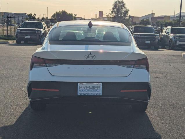 Photo of 2025 Serenity White Hyundai ELANTRA