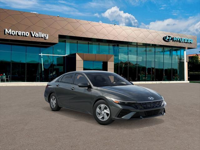 Photo of 2025 Amazon Gray Hyundai ELANTRA