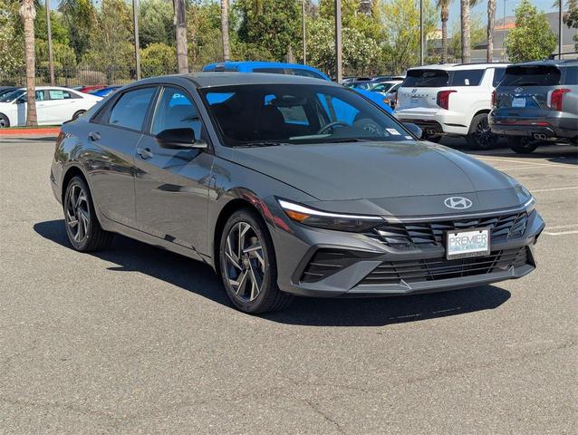 Photo of 2025 Ecotronic Gray Hyundai ELANTRA