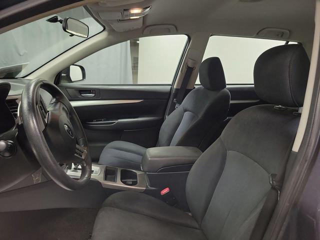 Photo of 2014 Carbide Gray Metallic Subaru Outback