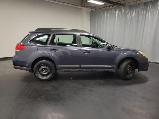 Photo of 2014 Carbide Gray Metallic Subaru Outback