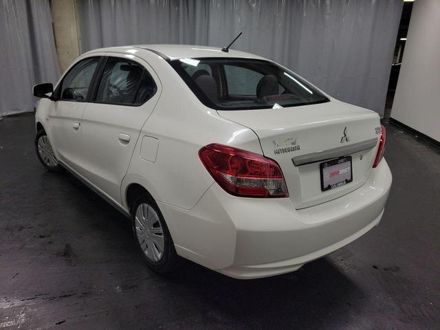 Photo of 2019 Pearl White Mitsubishi Mirage G4