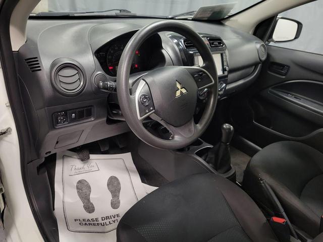 Photo of 2019 Pearl White Mitsubishi Mirage G4