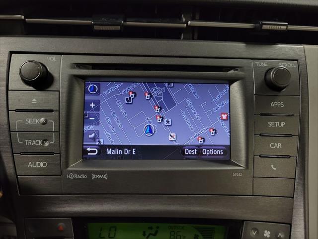 Photo of 2012 Winter Gray Metallic Toyota Prius
