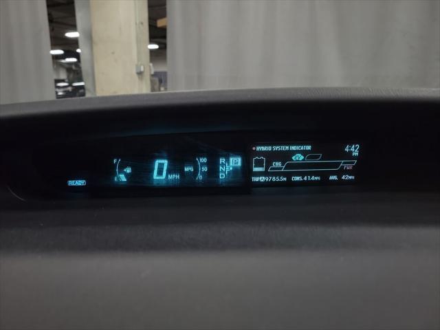 Photo of 2012 Winter Gray Metallic Toyota Prius