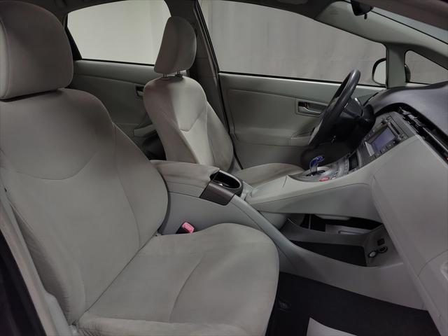 Photo of 2012 Winter Gray Metallic Toyota Prius