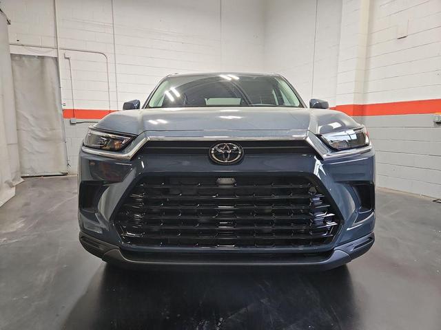Photo of 2025 Storm Cloud Toyota Grand Highlander