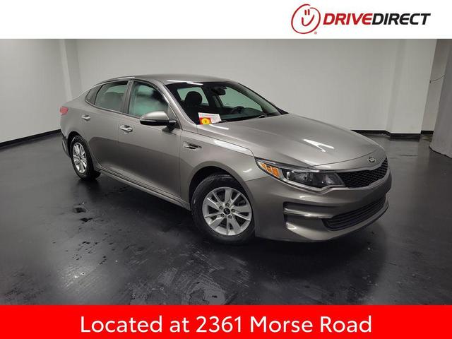 Photo of 2016 Titanium Silver Kia Optima