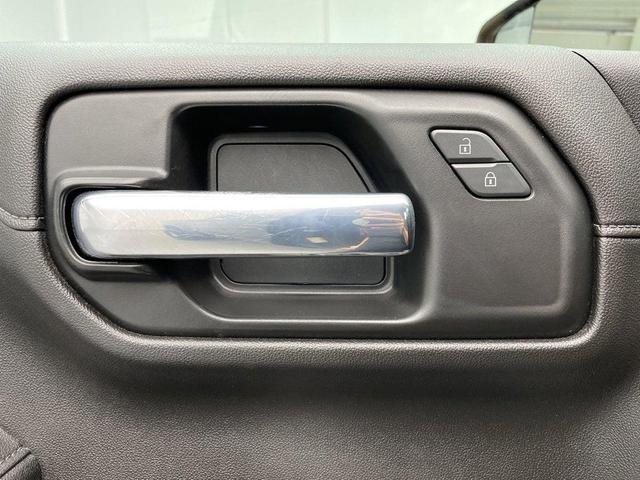 Photo of 2021 Northsky Blue Metallic Chevrolet Silverado 1500
