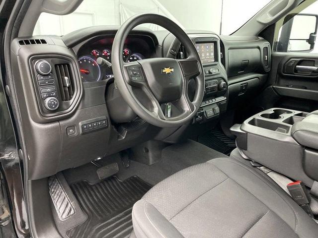 Photo of 2022 Black Chevrolet Silverado 2500