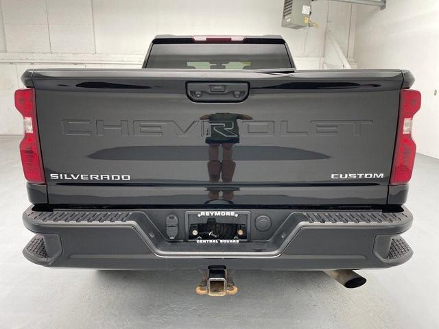 Photo of 2022 Black Chevrolet Silverado 2500
