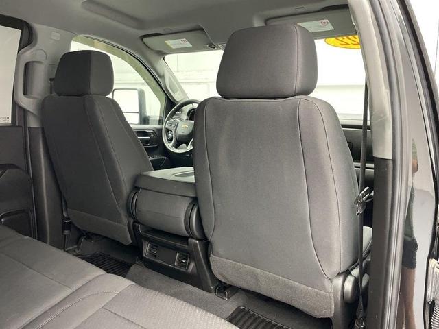 Photo of 2022 Black Chevrolet Silverado 2500