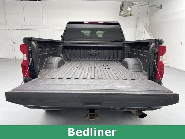 Photo of 2022 Black Chevrolet Silverado 2500