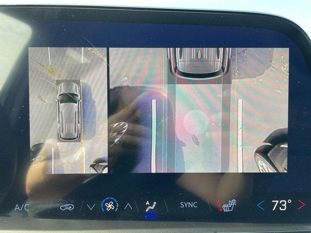 Photo of 2026 Mosaic Black Metallic Chevrolet Traverse