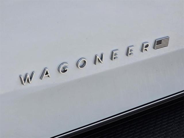 Photo of 2023 Bright White Clearcoat Jeep Wagoneer