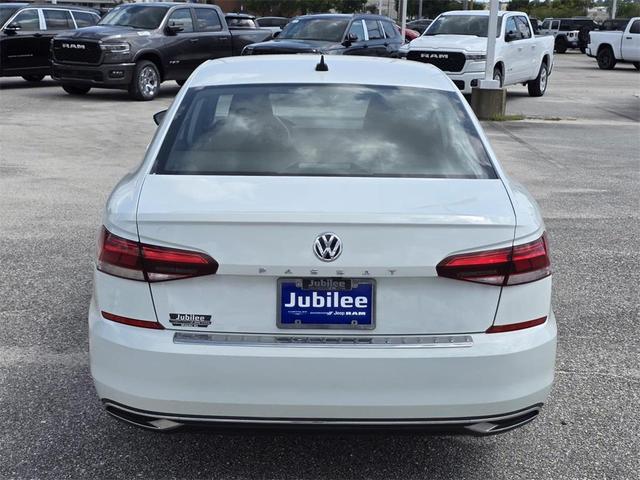 Photo of 2022 Pure White Volkswagen Passat