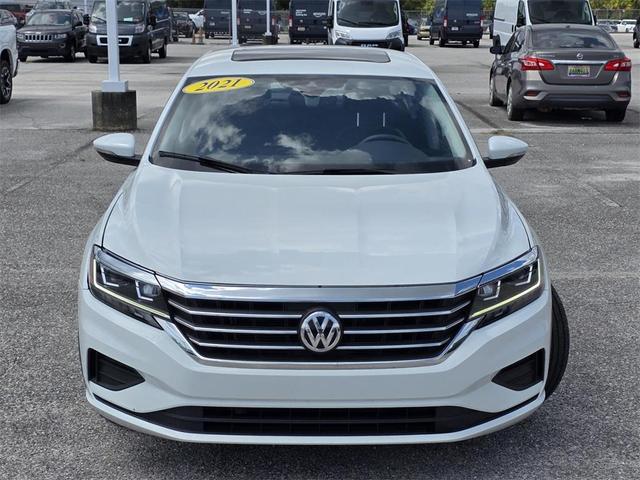 Photo of 2022 Pure White Volkswagen Passat