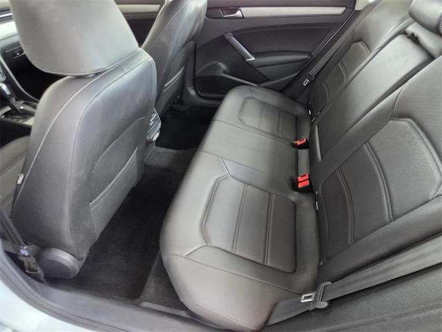 Photo of 2022 Pure White Volkswagen Passat