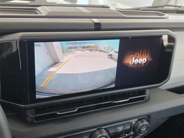 Photo of 2025 Anvil Clearcoat Jeep Wrangler