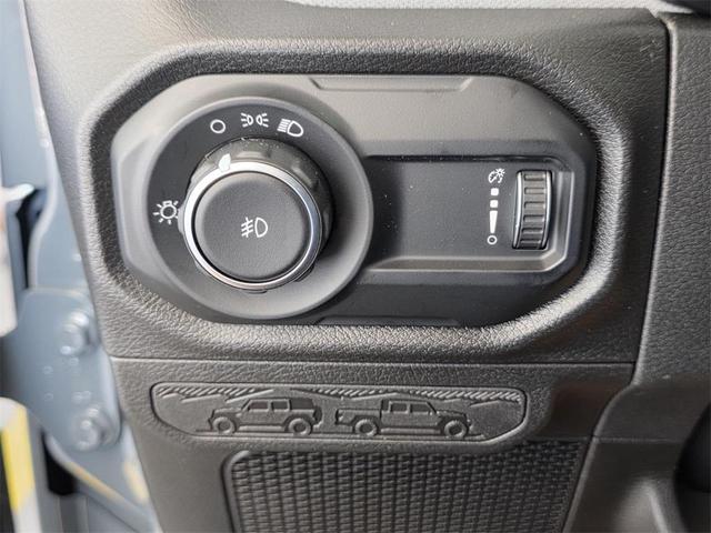 Photo of 2025 Anvil Clearcoat Jeep Wrangler