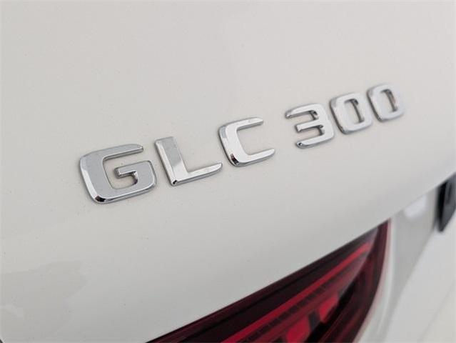Photo of 2021 UNK Mercedes-Benz GLC 300