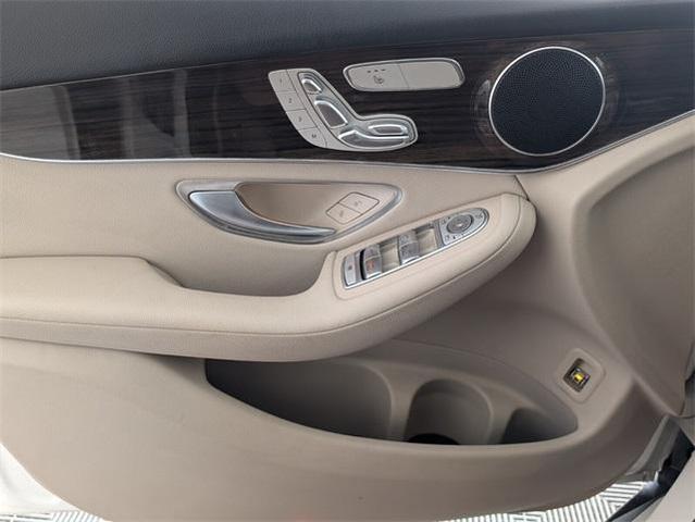 Photo of 2021 UNK Mercedes-Benz GLC 300