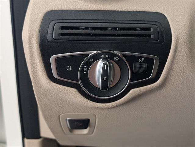 Photo of 2021 UNK Mercedes-Benz GLC 300