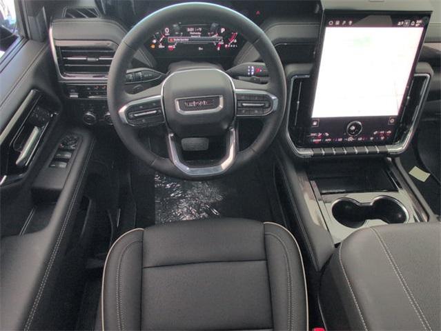 Photo of 2025 Metallic GMC Yukon XL
