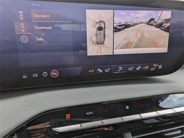 Photo of 2025 White Frost Tri-Coat Buick Enclave
