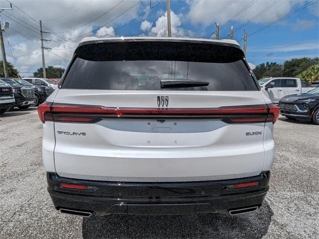 Photo of 2025 White Frost Tri-Coat Buick Enclave