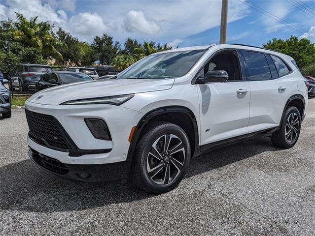 Photo of 2025 White Frost Tri-Coat Buick Enclave