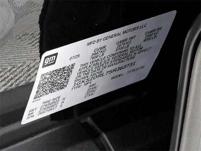 Photo of 2025 Onyx Black GMC Yukon